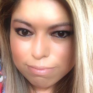 Meet your Posher, Inocencia